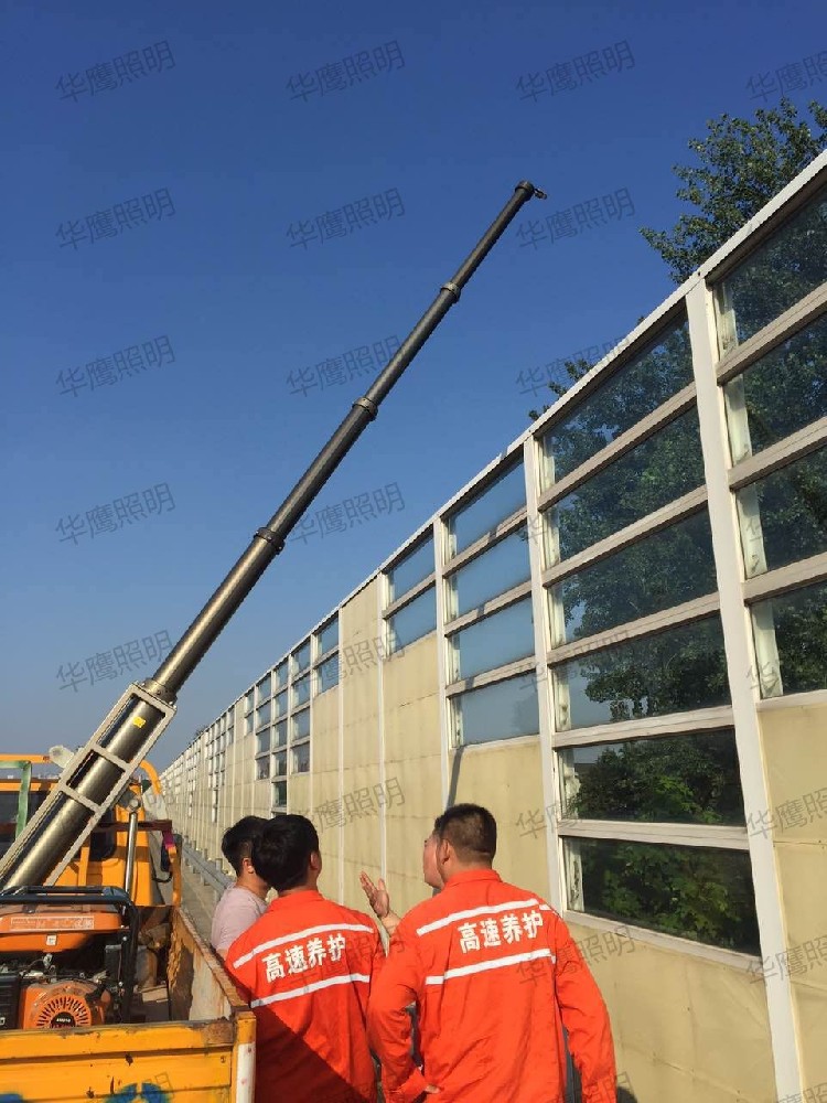 无锡华鹰定制款的高速公路检修养护升降杆